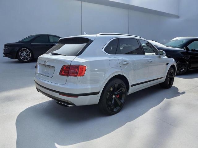 2017 BENTLEY BENTAYGA SJAAC2ZV2HC014791