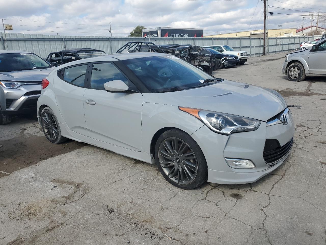 HYUNDAI VELOSTER