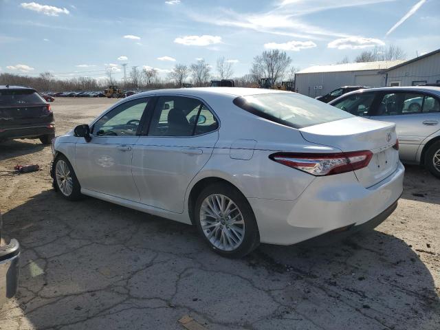2018 TOYOTA CAMRY L - 4T1B11HK2JU111687