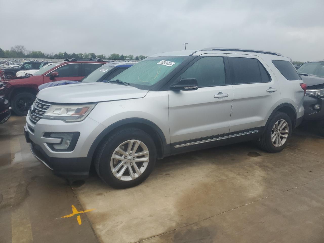 FORD EXPLORER XLT