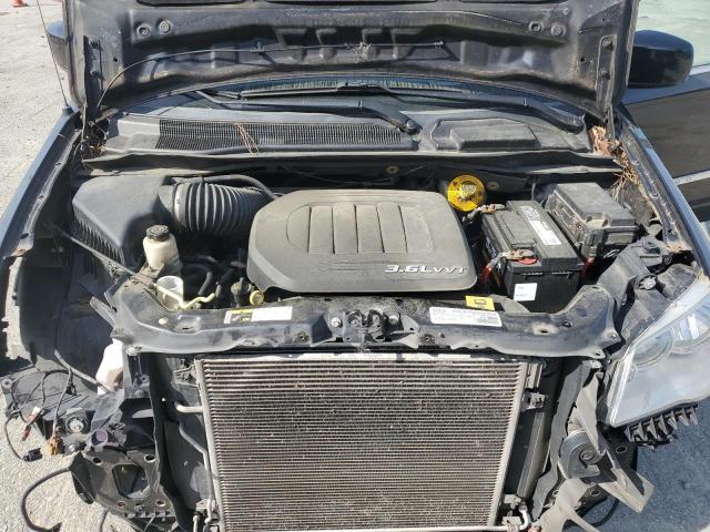 2016 CHRYSLER TOWN & COU - 2C4RC1BG8GR284170