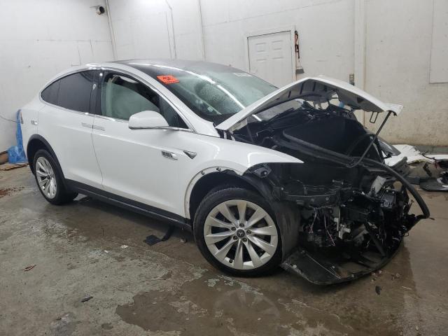 2018 TESLA MODEL X 5YJXCBE26JF087675