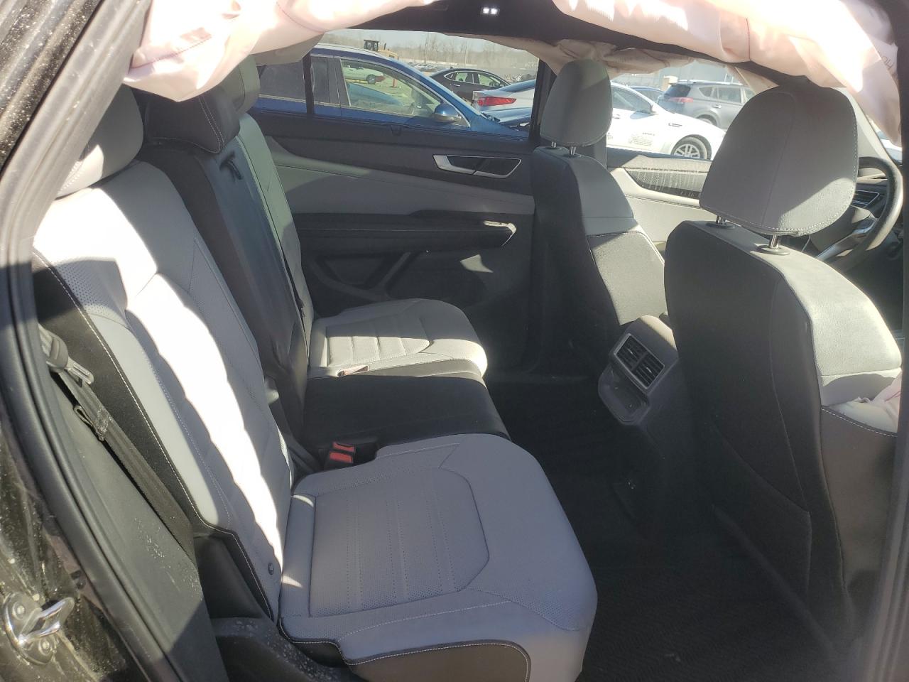 Volkswagen Atlas cros 2024