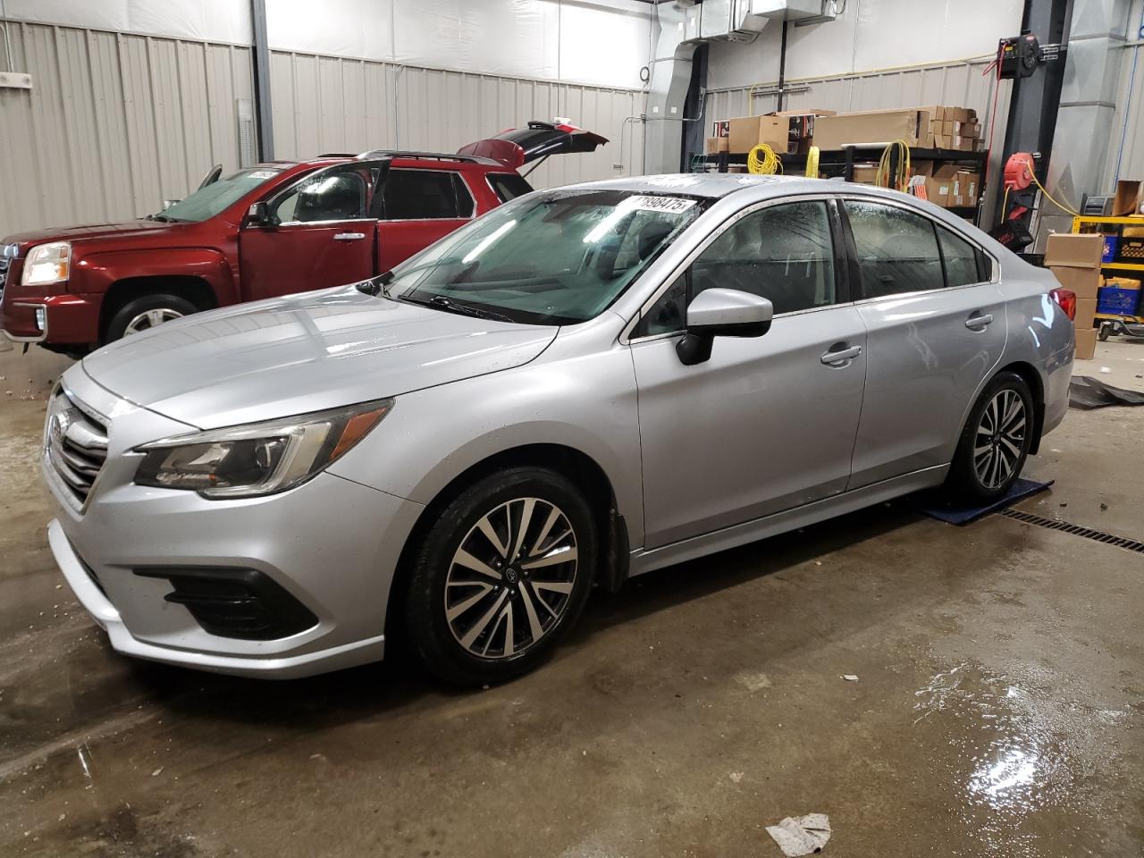 SUBARU LEGACY 2.5I PREMIUM