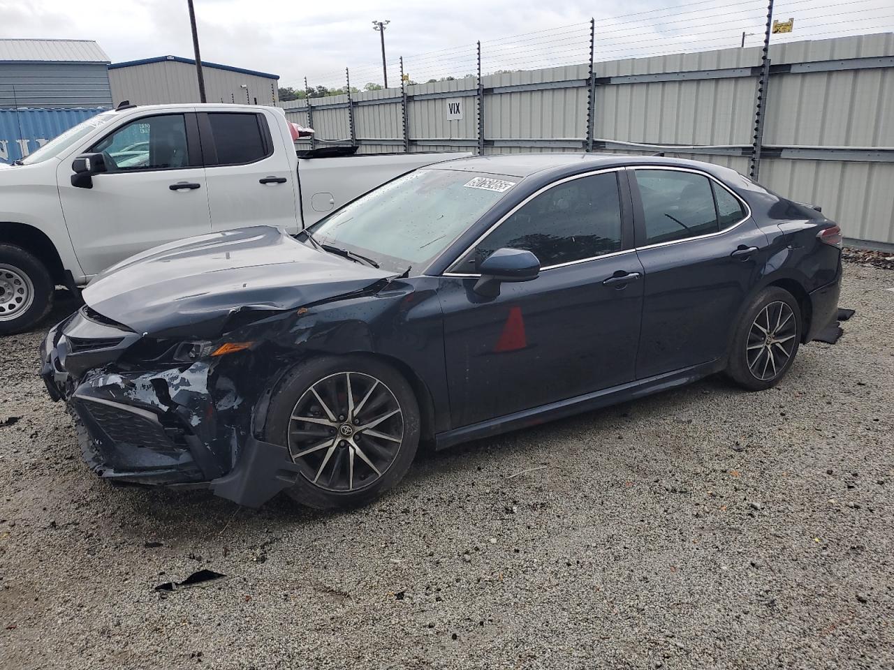 TOYOTA CAMRY SE