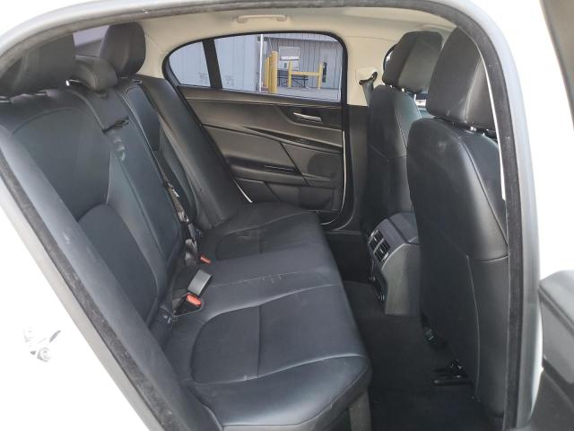 2018 JAGUAR XE PREMIUM SAJAD4FN6JCP32170