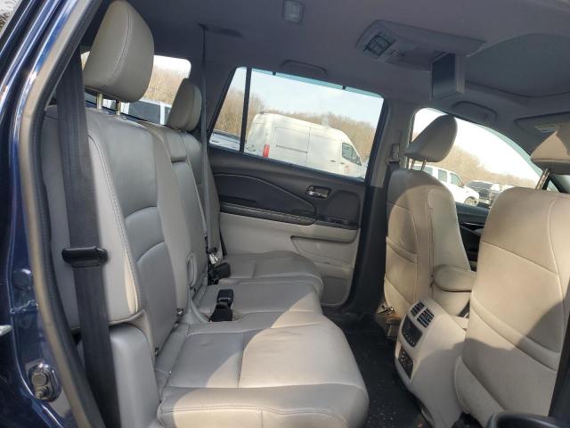 2017 HONDA PILOT TOUR 5FNYF6H92HB036230