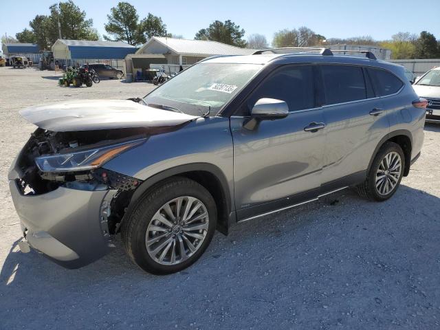 TOYOTA HIGHLANDER