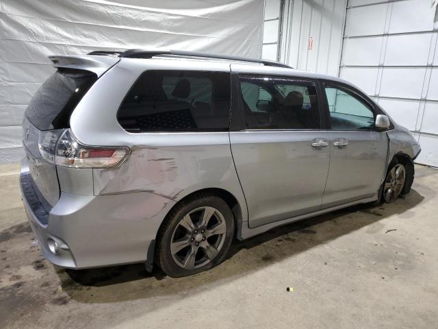 Vin: 5tdxz3dc6hs852078, lot: 51044615, toyota sienna se 20173