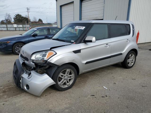 Vin: kndjt2a25b7271184, lot: 47686975, kia soul + 2011 img_1