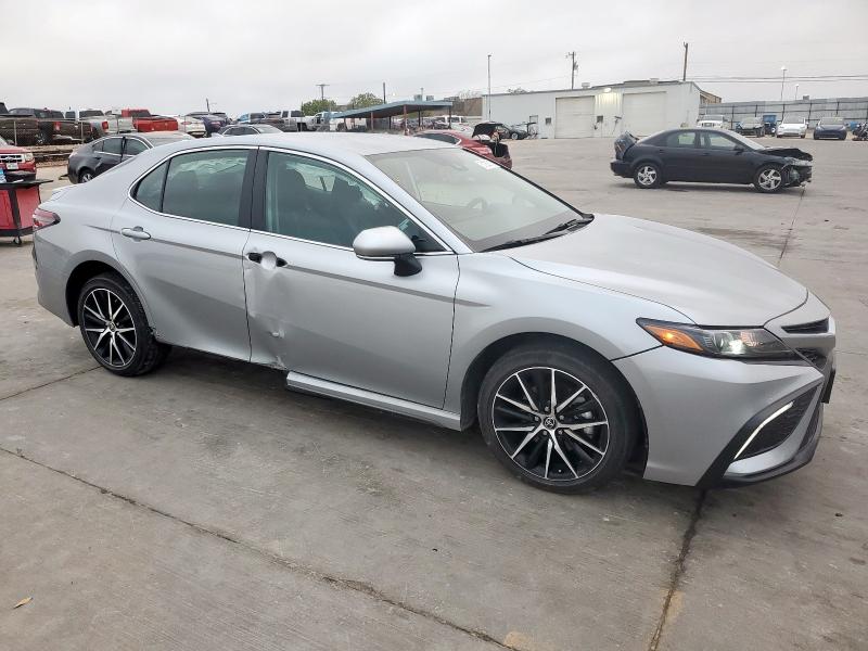 Vin: 4t1g11ak2ru190497, lot: 51220715, toyota camry se night shade 20244