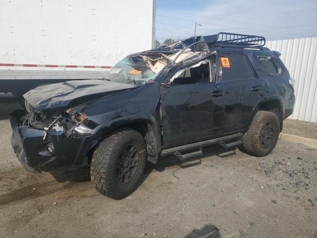 TOYOTA 4RUNNER SR