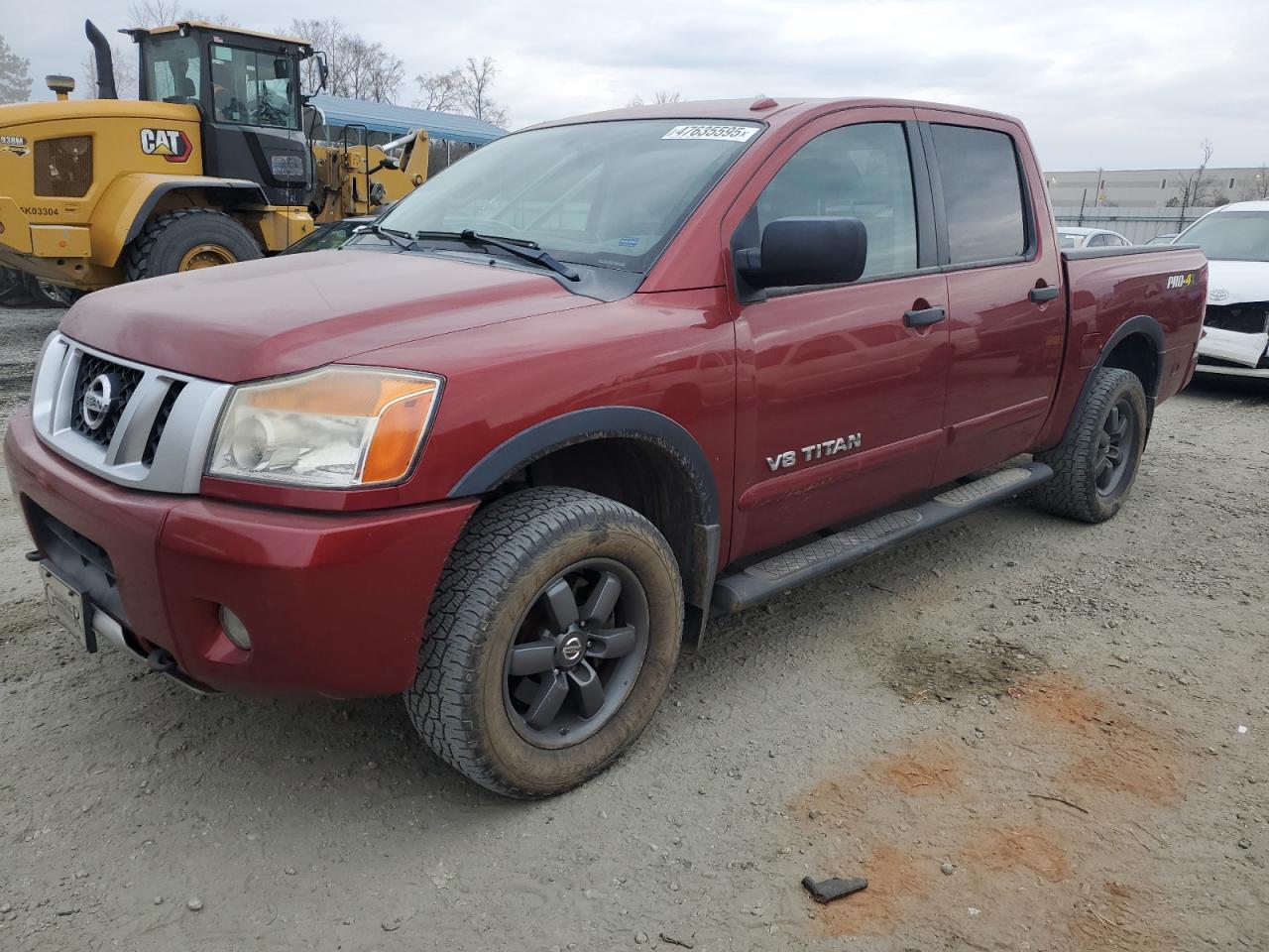 NISSAN TITAN S
