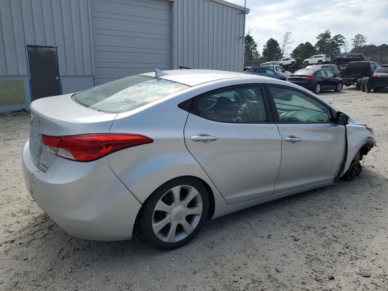 Hyundai Elantra gl 2013