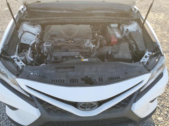 2018 TOYOTA CAMRY L - 4T1B11HK4JU611043