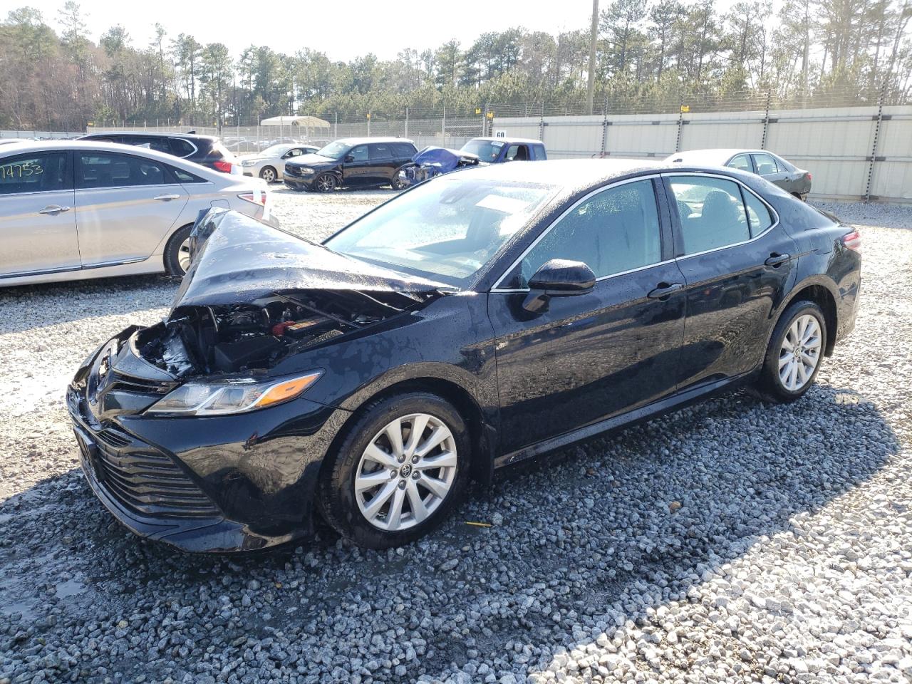 TOYOTA CAMRY LE