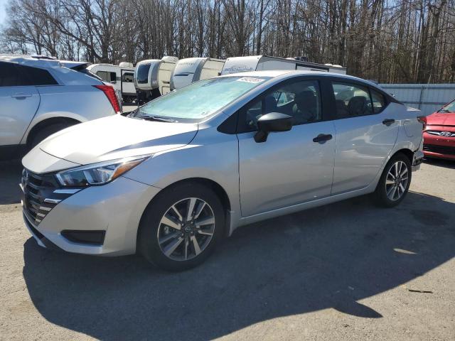 NISSAN VERSA S