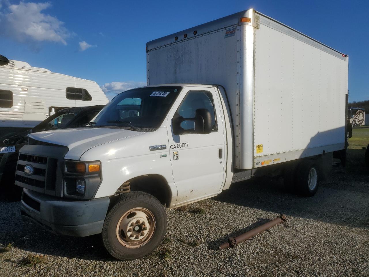 FORD ECONOLINE E450 SUPER DUTY CUTAWAY VAN