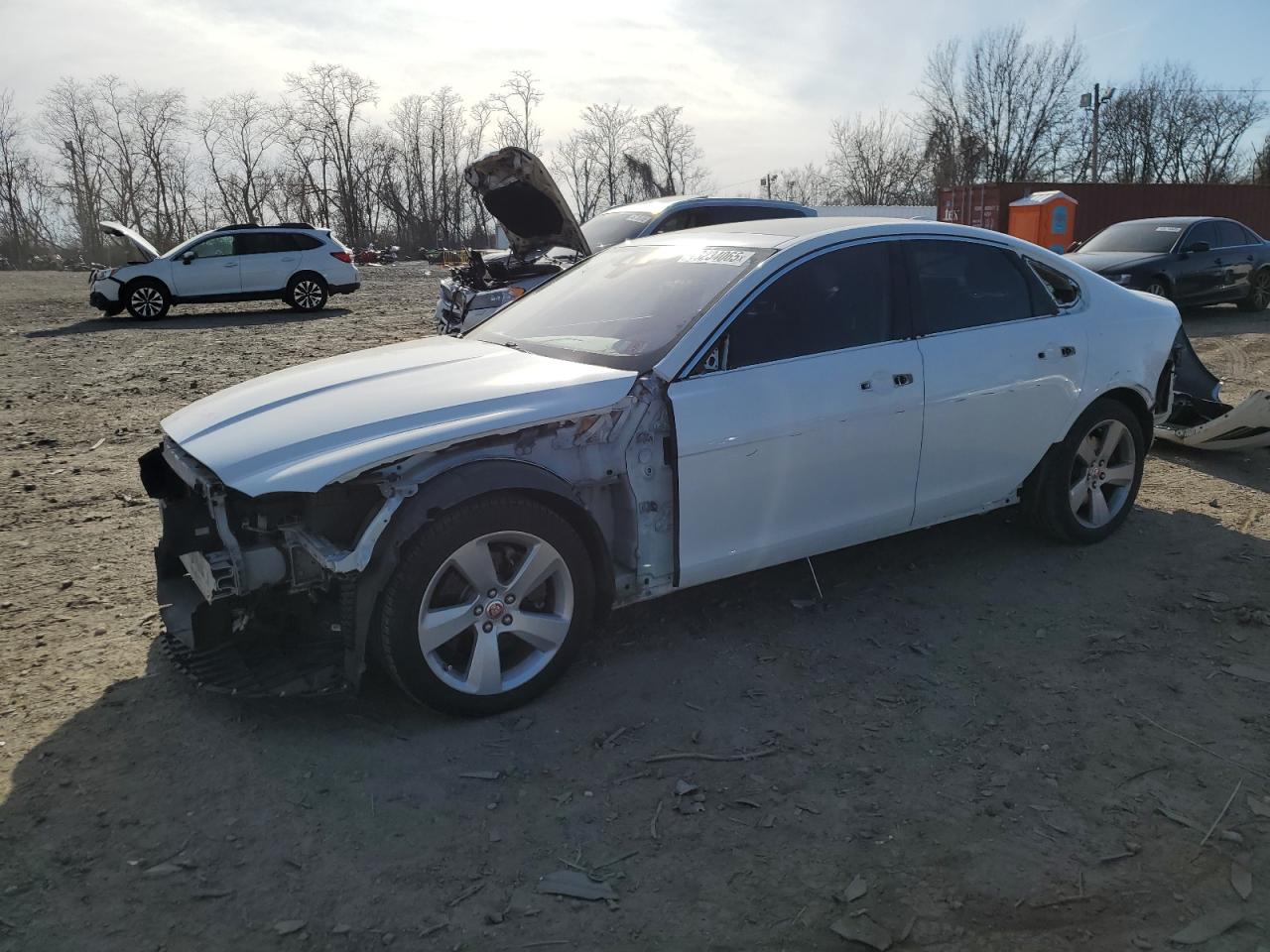 SAJBR4BN3HCY32314 JAGUAR XF 2017