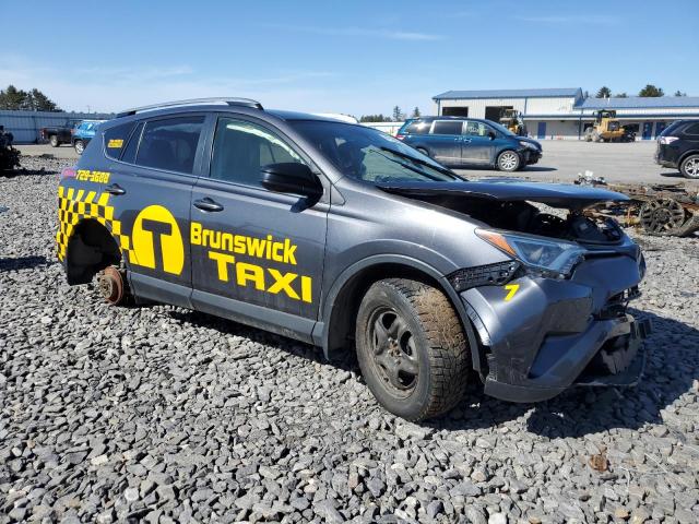 2018 TOYOTA RAV4 LE JTMBFREV5JJ258574
