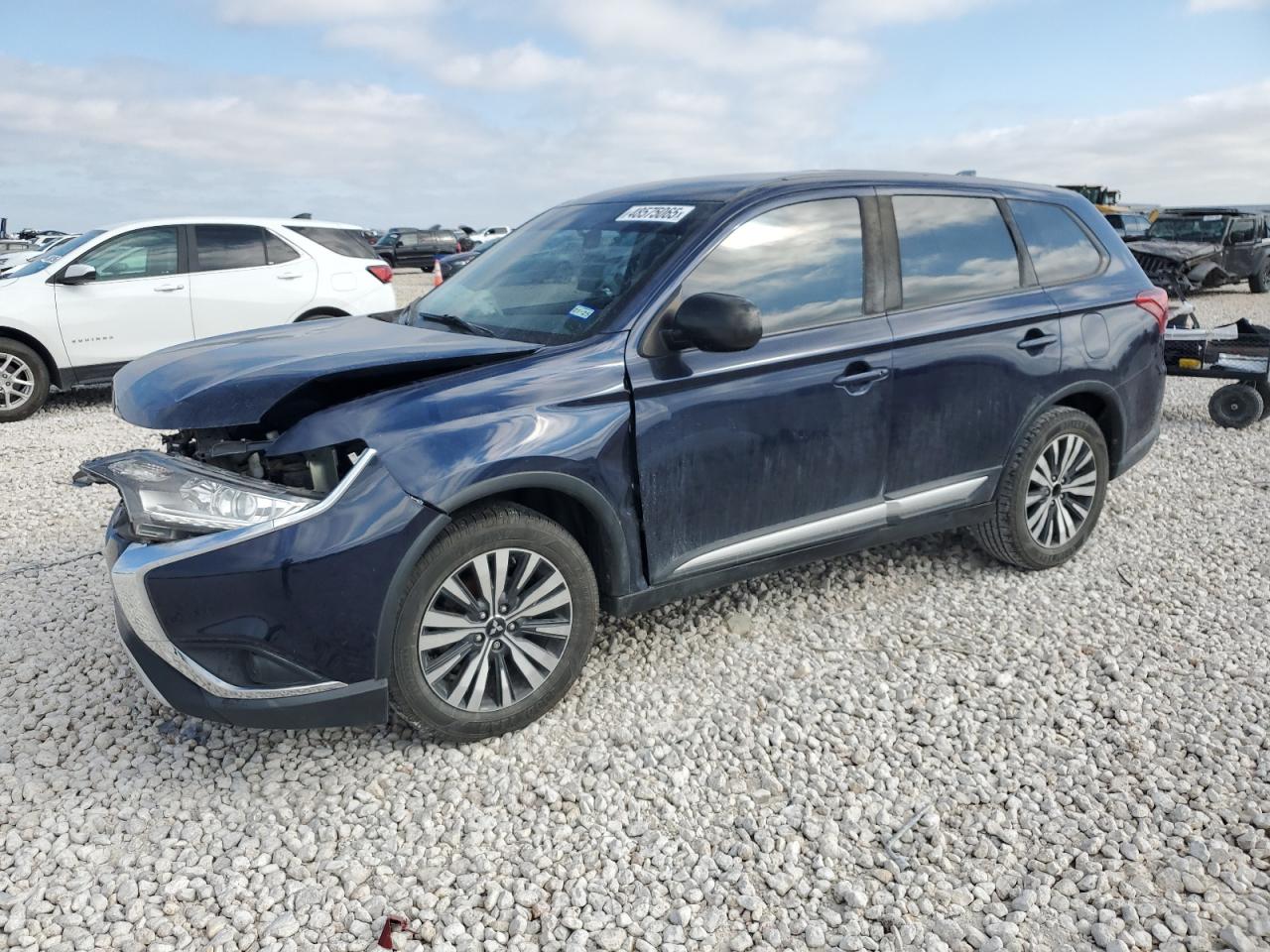 MITSUBISHI OUTLANDER ES