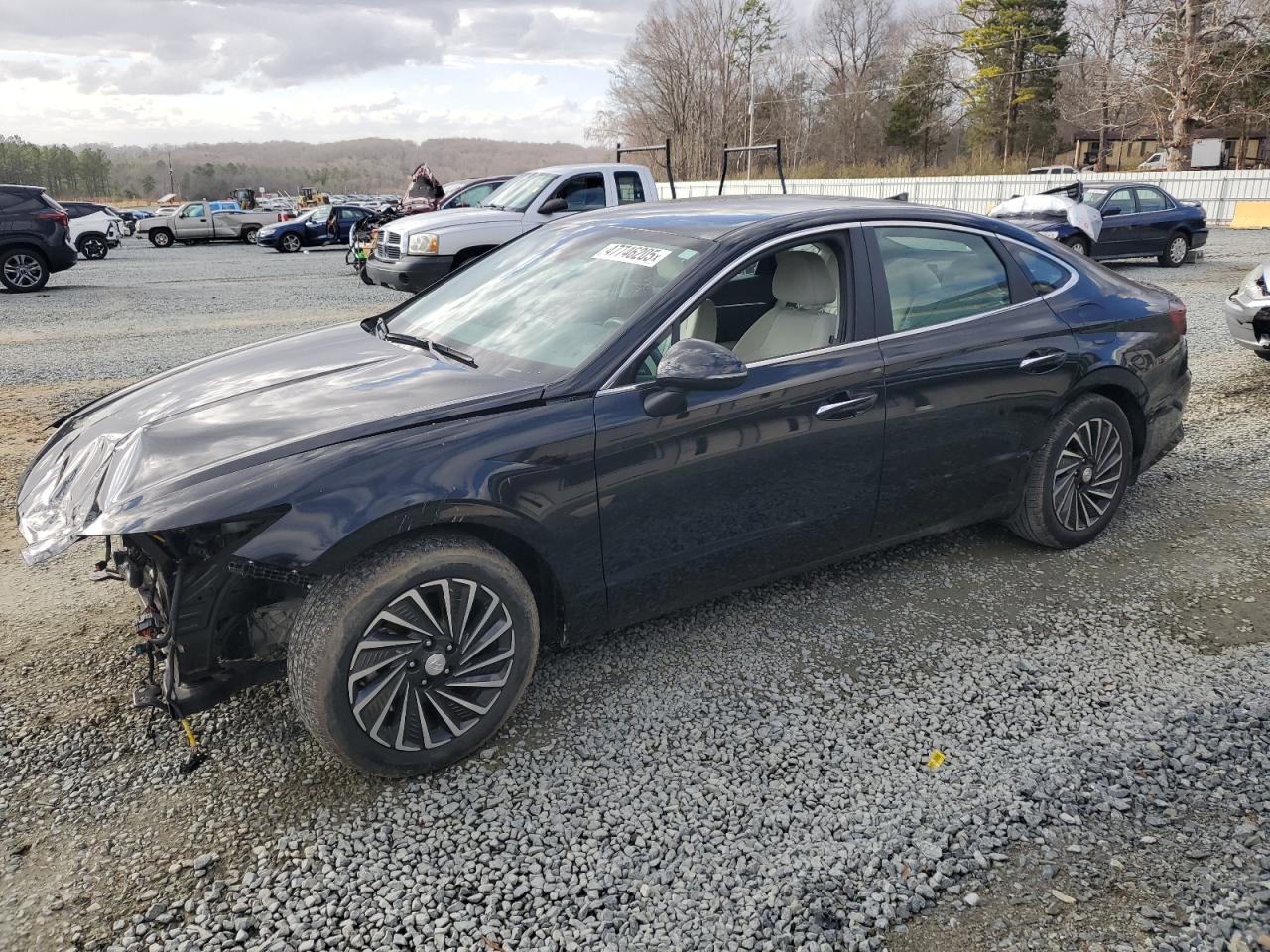 HYUNDAI SONATA HYBRID