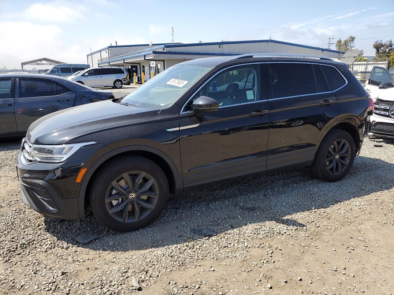 VOLKSWAGEN TIGUAN SE