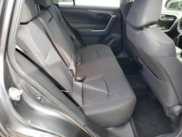 2019 TOYOTA RAV4 LE - JTMF1RFV0KD523738