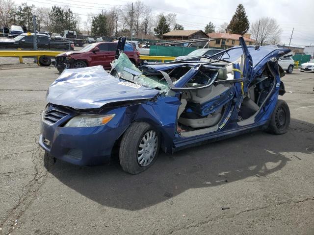 TOYOTA CAMRY BASE
