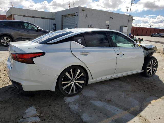 NISSAN ALTIMA SR 2019 white  gas 1N4BL4CV8KC211744 photo #4