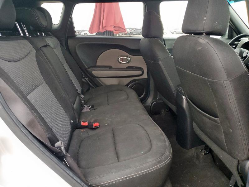 2017 KIA SOUL + - KNDJP3A52H7412841