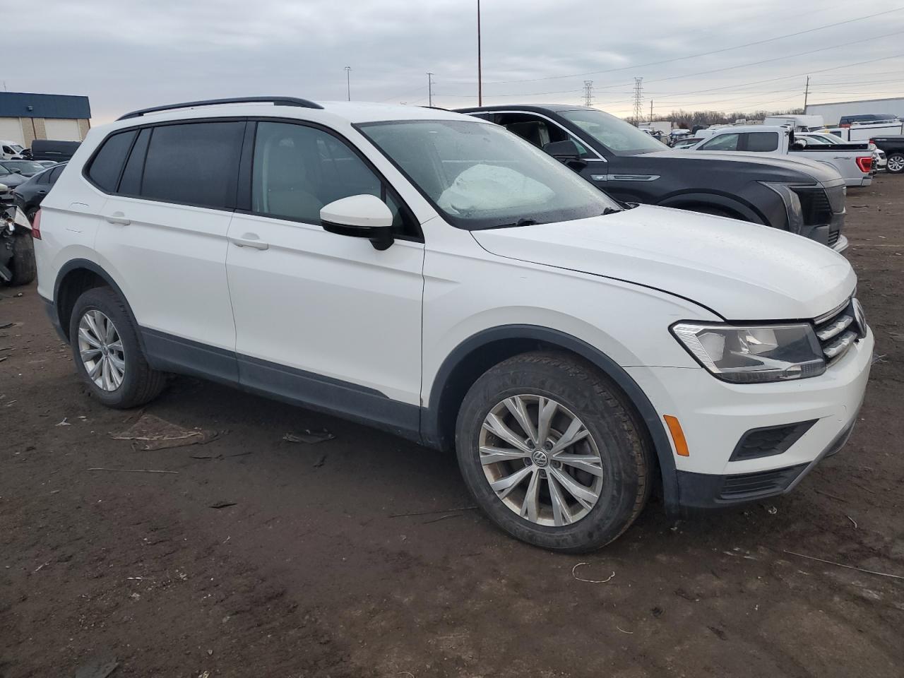 VOLKSWAGEN TIGUAN S