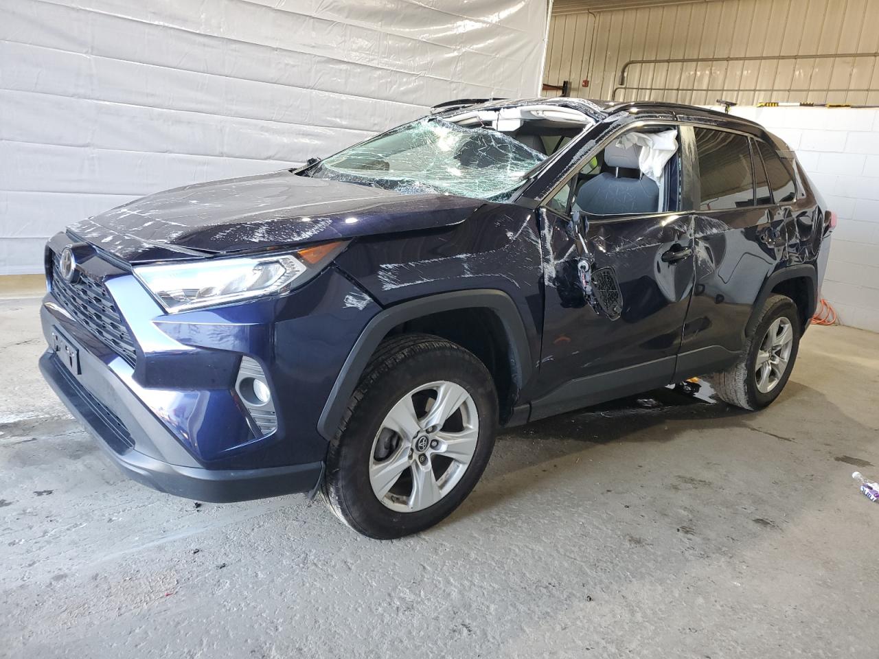 TOYOTA RAV4 XLE