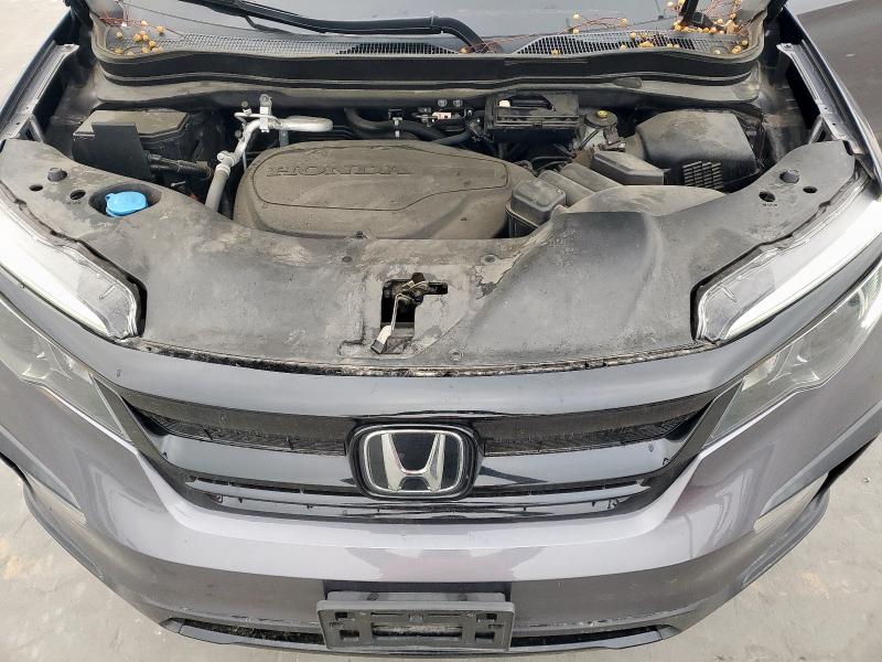 2021 HONDA PILOT SE 5FNYF5H25MB047648