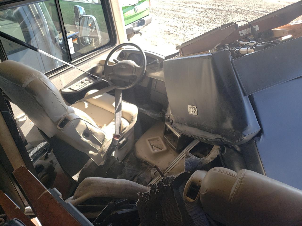 Lot #3265971520 2019 FORD F53