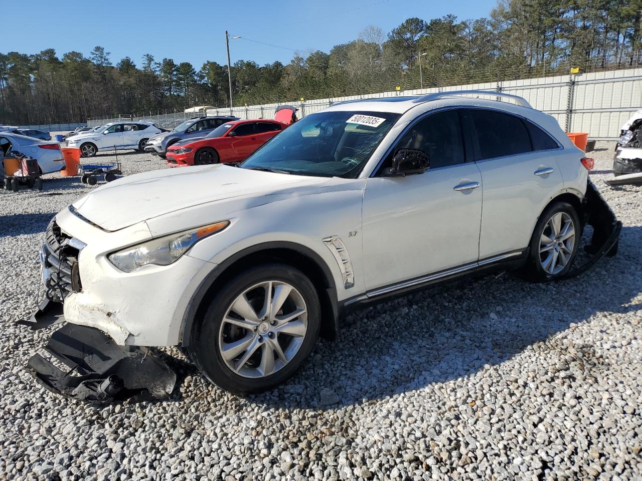 INFINITI QX70