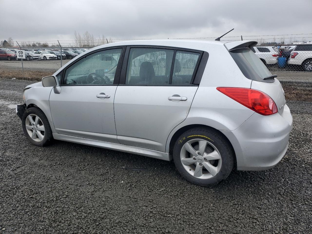 NISSAN VERSA S