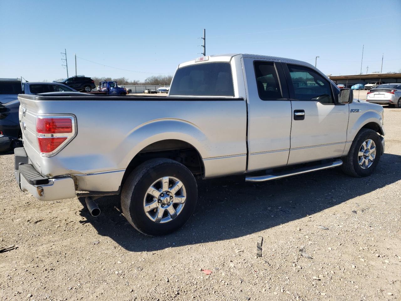 FORD F-150 SUPER CAB