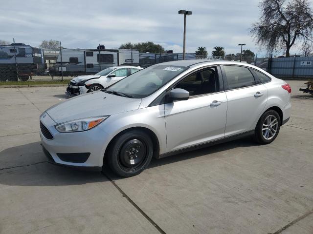 Vin: 1fadp3fe3jl261145, lot: 47411315, ford focus se 2018 img_1