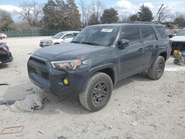 TOYOTA 4RUNNER SR