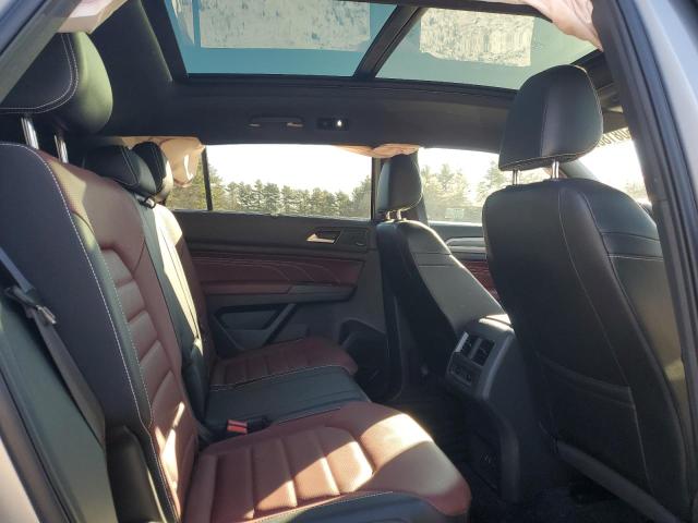 2022 VOLKSWAGEN ATLAS CROS - 1V2FE2CA1NC202037