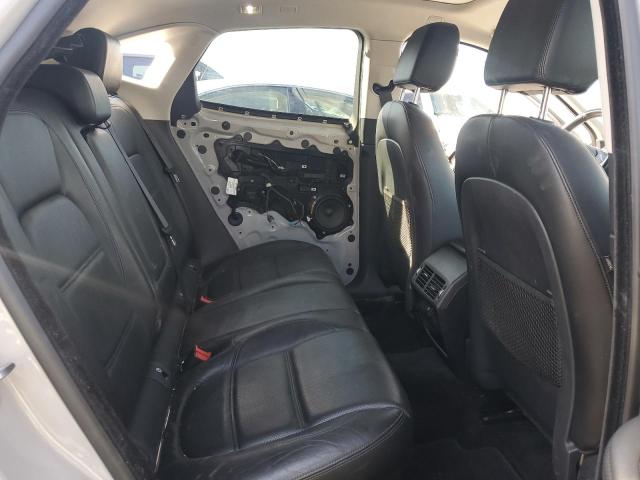 2019 JAGUAR E-PACE S SADFJ2FX6K1Z64885