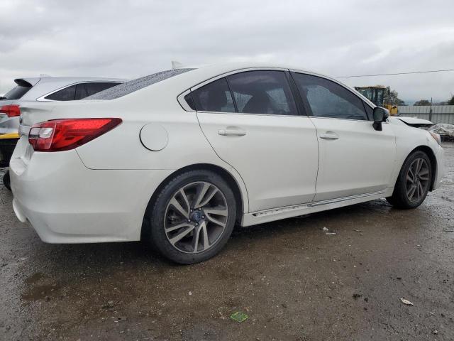 2017 SUBARU LEGACY SPO 4S3BNAR64H3011214