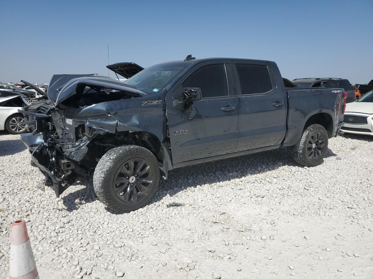 CHEVROLET SILVERADO 1500 K1500 RST