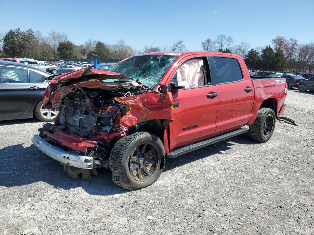 TOYOTA TUNDRA CREWMAX SR5
