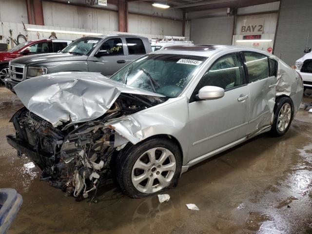 NISSAN MAXIMA SE