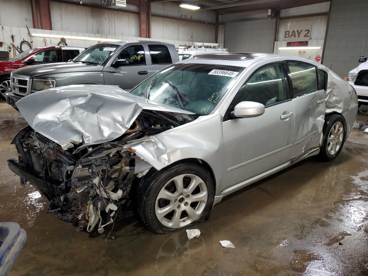  Salvage Nissan Maxima