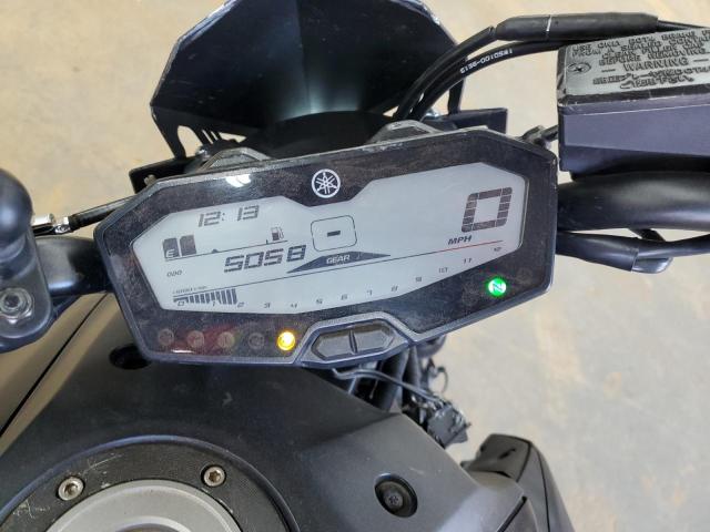 2019 YAMAHA MT07 JYARM27E2KA005315