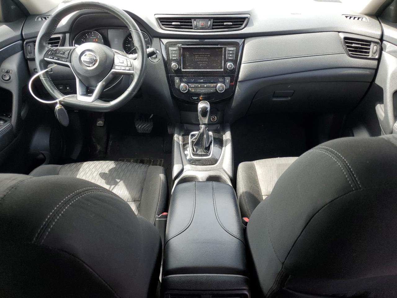 Nissan Rogue s 2018