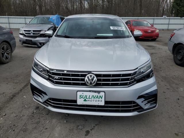 2017 VOLKSWAGEN PASSAT R-L - 1VWDT7A32HC057253